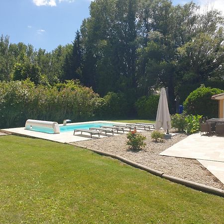 La Villa Provencale Sarrians Exteriér fotografie